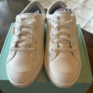 Dr. Scholl's White Leather Sneakers Classic Design